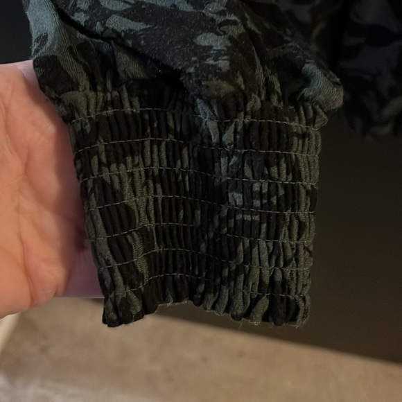 Green & black women’s blouse V-neck smocking on sleeve around the V neck - Picture 3 of 6